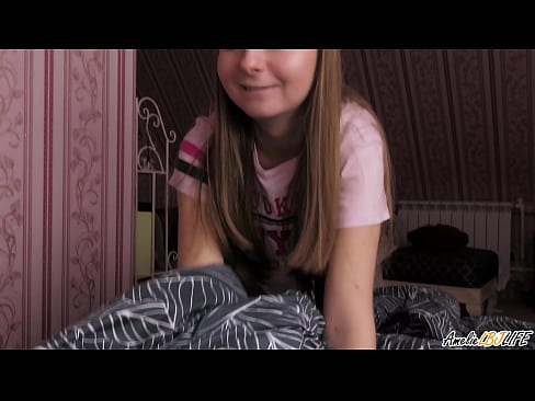 ❤️ Blondie suger BFF's dypt og får sperm i munnen ❤️❌ Jævla video ved no.analpics.ru ❌️