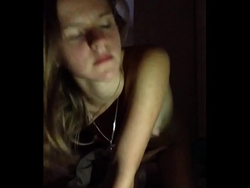 ❤️ En jente onanerer og spermer ❤️❌ Jævla video ved no.analpics.ru ❌️